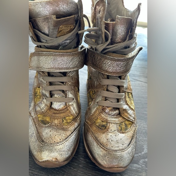 MCM 24K Gold Wedge Sneakers - Picture 16 of 16